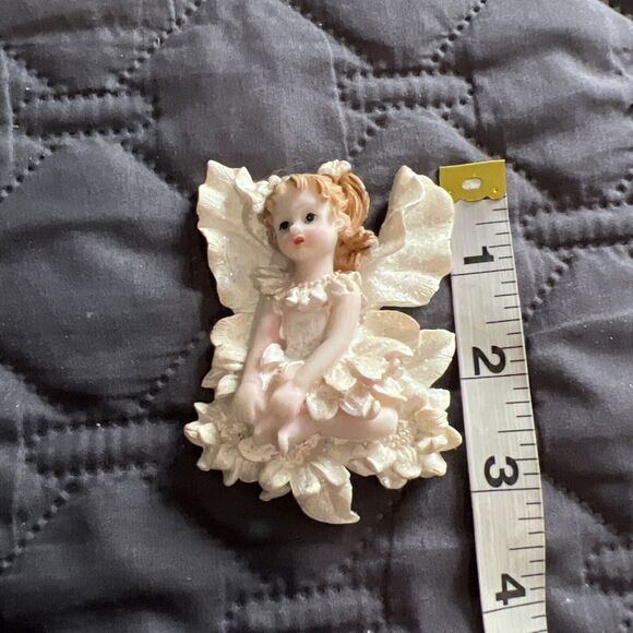 2 Vintage Refrigerator Magnets Baby Angels Cherubs Sparkle Resin - Picture 7 of 8